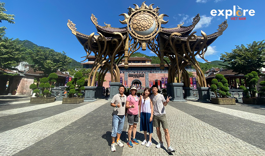 Explore-Vietnam-da-nang