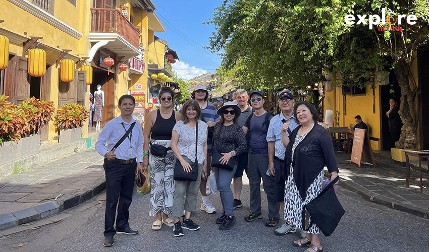 Explore-Vietnam-hoi-an